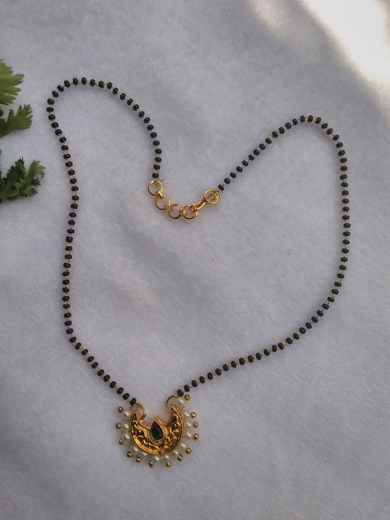 Chandrakor Pendant Mangalsutra